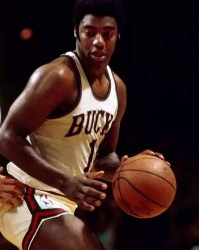 字母哥正式 字母哥正式