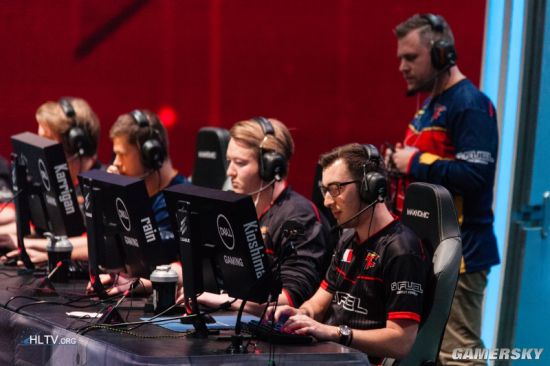 压迫使对手 压迫使对手